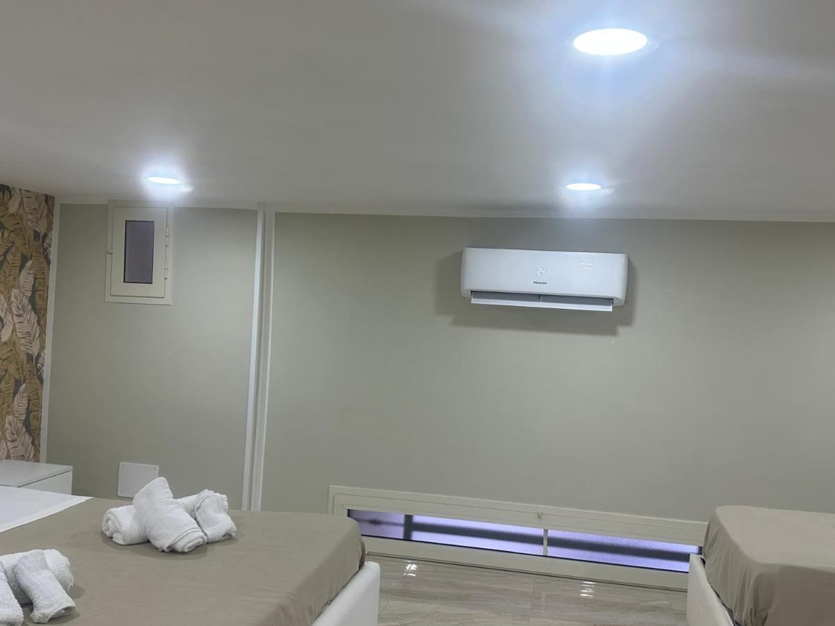 A.D.M Bed & Breakfast Наполи Екстериор снимка